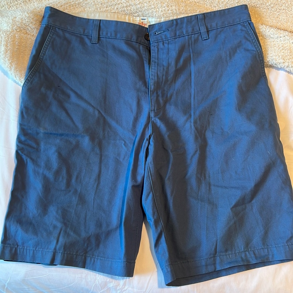 Men’s Khaki Shorts
